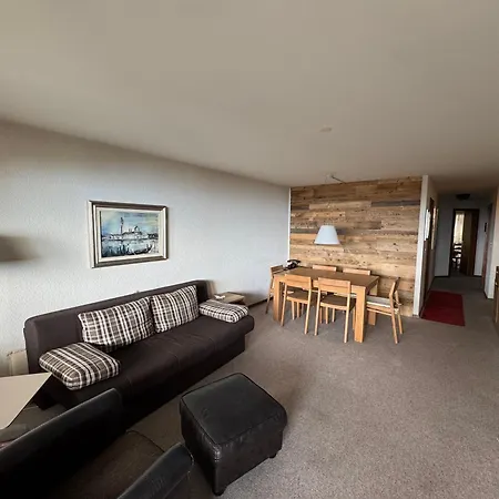 Mandarin B17 * Crans-Montana