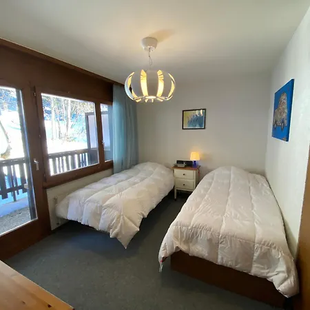 Mandarin B17 Apartment