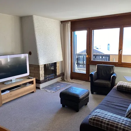 Mandarin B17 Apartment *
